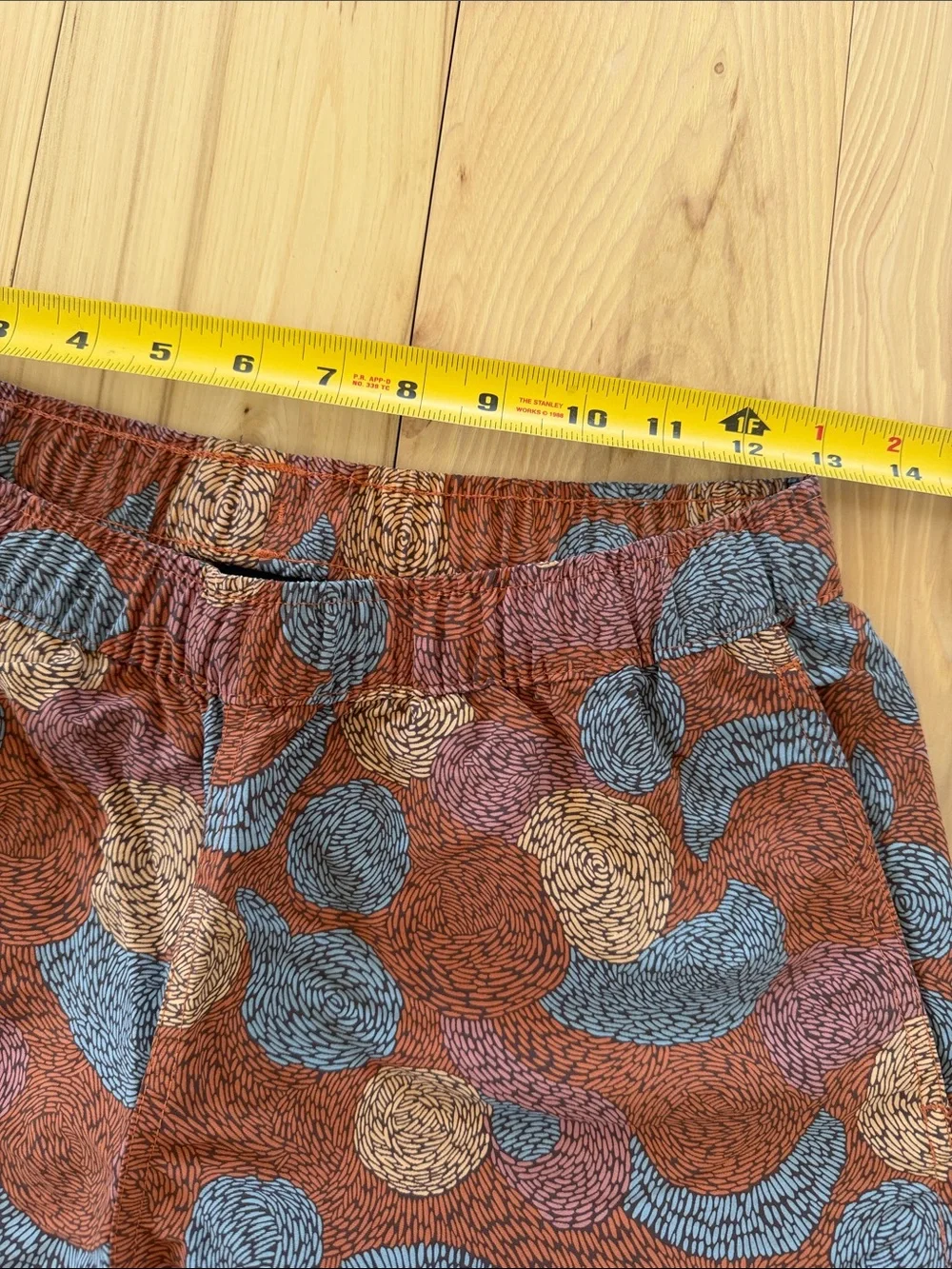 Patagonia Women's Small Solar Swirl / Redtail Rust Barley Baggie Shorts
